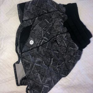 Lululemon hotty hot short